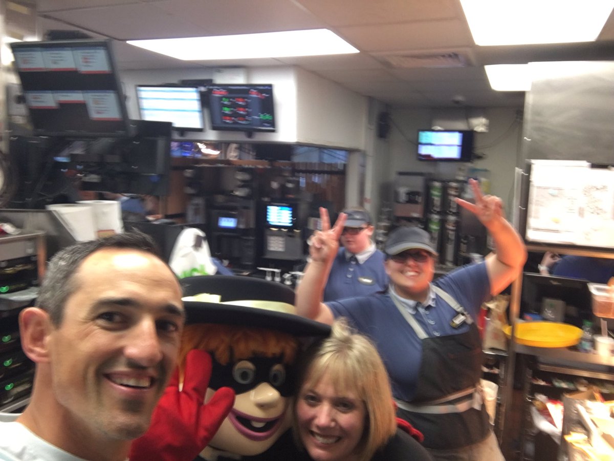 dougowens's tweet photo. Thank you @carterville_5 for supporting our McTeacher Night! It was great to see our staff work with former students and engage with our current students and families! @JeralMoriah @tammms01 @SwallersKim @MelissaGiblin #carterville5 https://t.co/T3GW4hTrti