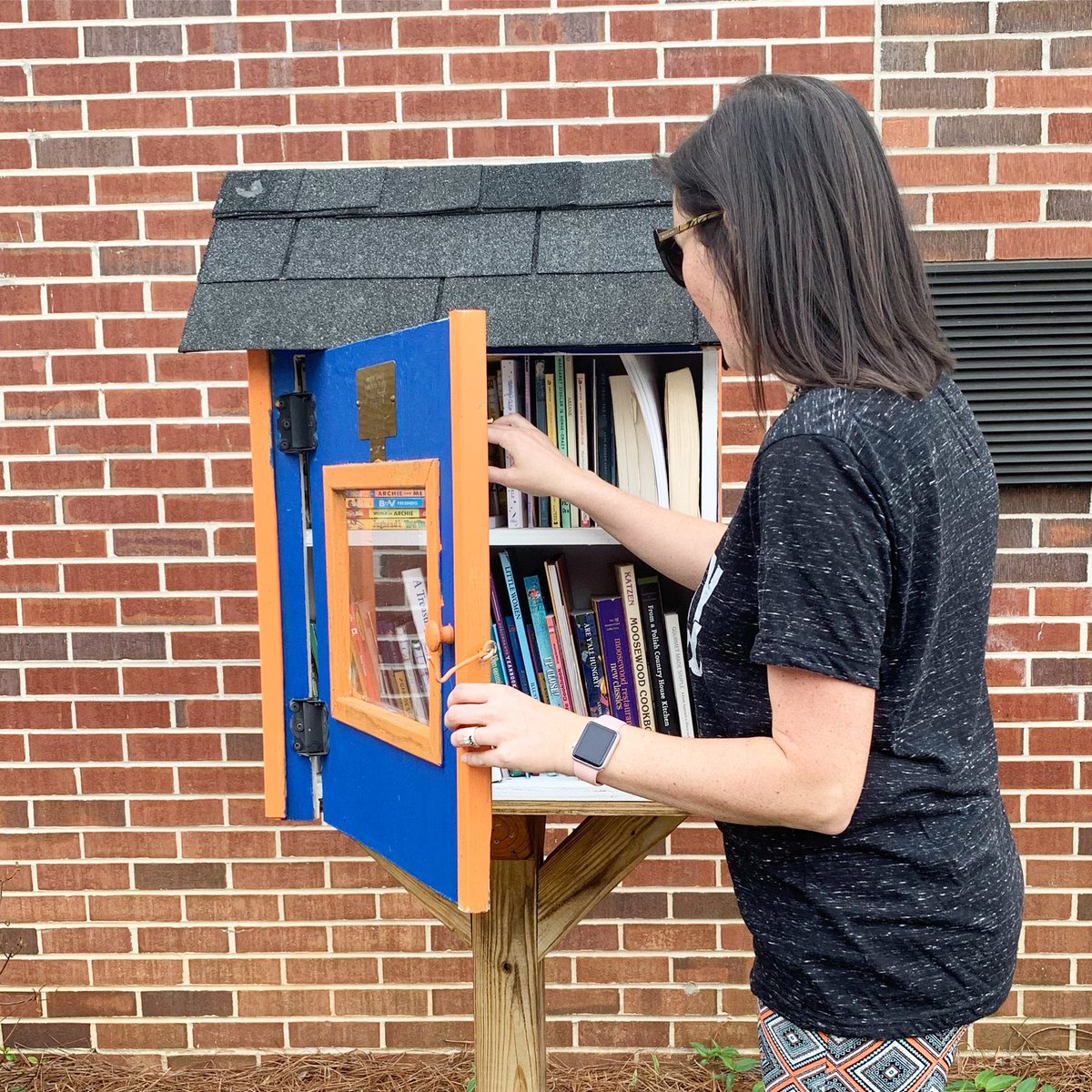 Turn on notifications for our posts! There will be surprises in the #littlefreelibrary in front of AES starting now and all through the summer months. Take all the books you need. Hint: Easter bunny might visit and leave some eggs in there this weekend! 🐰 🐣 🌷