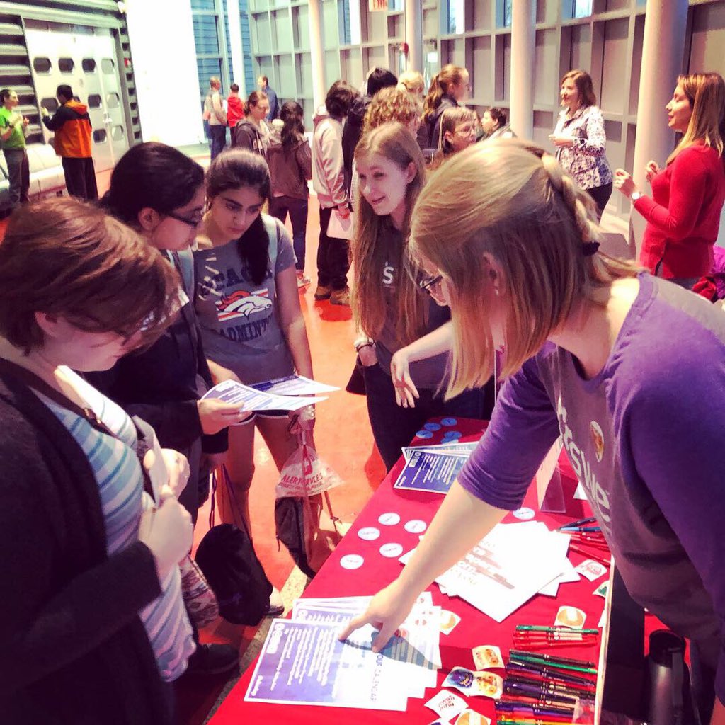 uic_wiep's tweet photo. We had so much fun at @exeng2019 , thank you for having us! This was another great opportunity to promote @uic_wiep events and programs 👍🏻And thanks to SWE UIC for joining us! https://t.co/0vLjhSz2ov