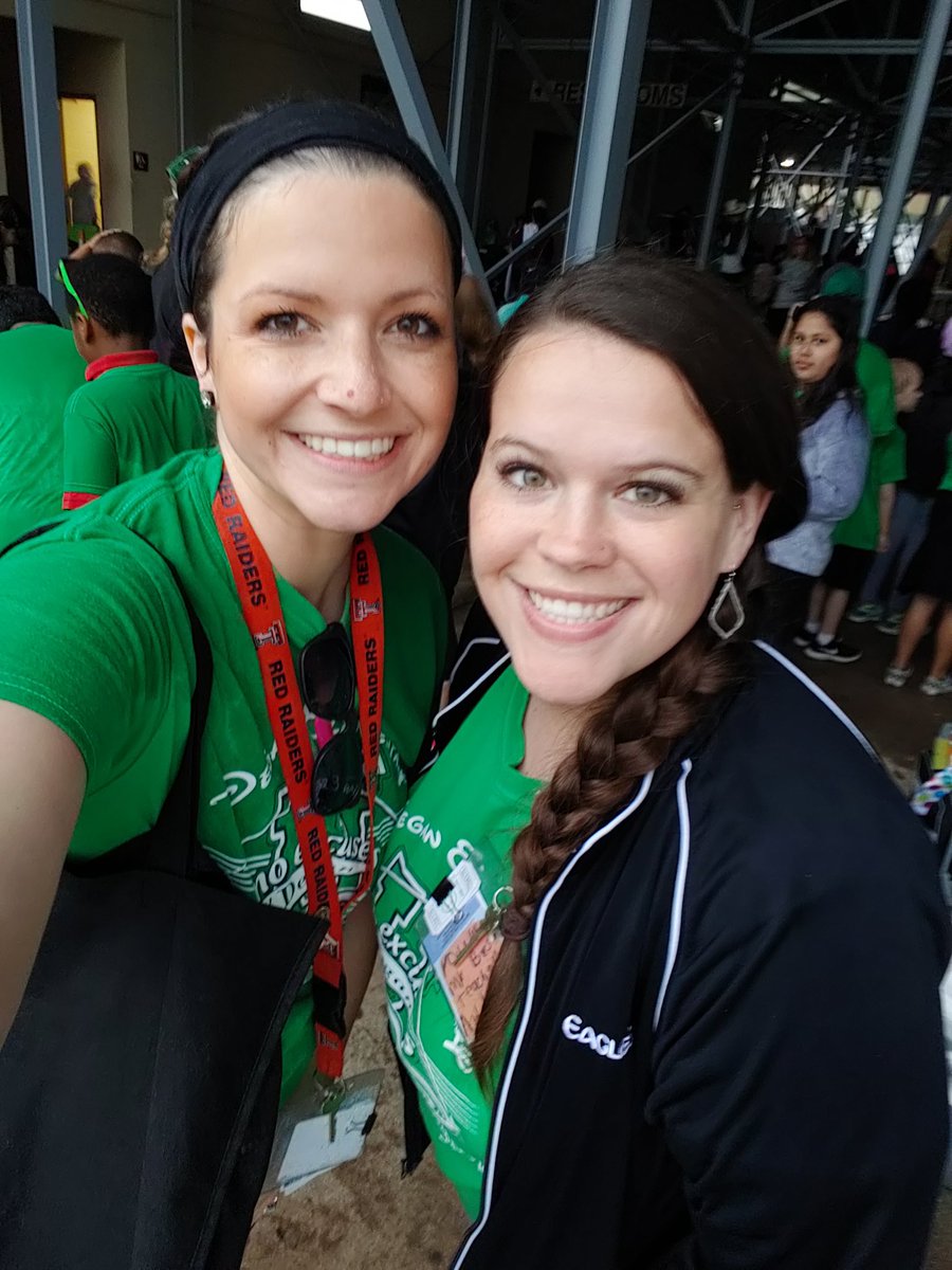 MrsFoskey's tweet photo. Soaked clothes, crazy hair, full hearts. 💚 #wearedegan #challengeday https://t.co/oRW3yCmfkV