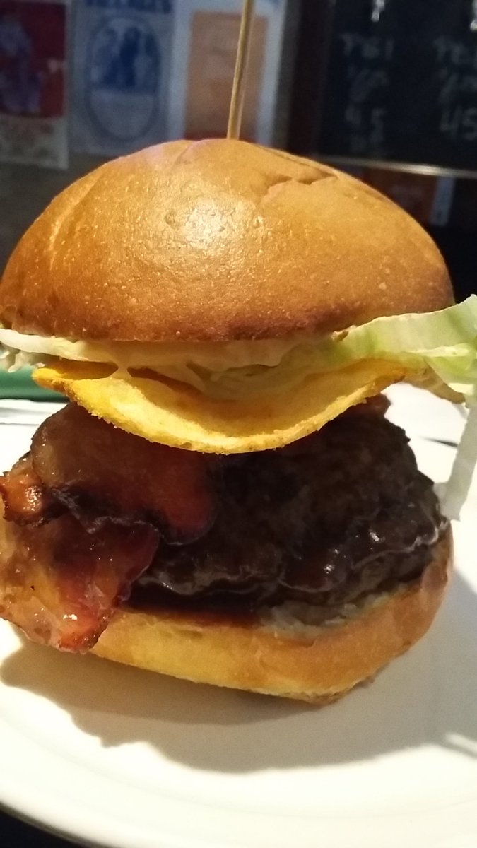 PEIBeefQueen's tweet photo. #HopDaddy @hopyardbeerbar there is a fine line btn success and failure where (Cajun) yellow mustard is concerned. This burger walked it nicely... ๐๐@PEIBurgerLove another one bites the dust ๐ถ๐ถ๐ถ https://t.co/bhR5NS3hKM