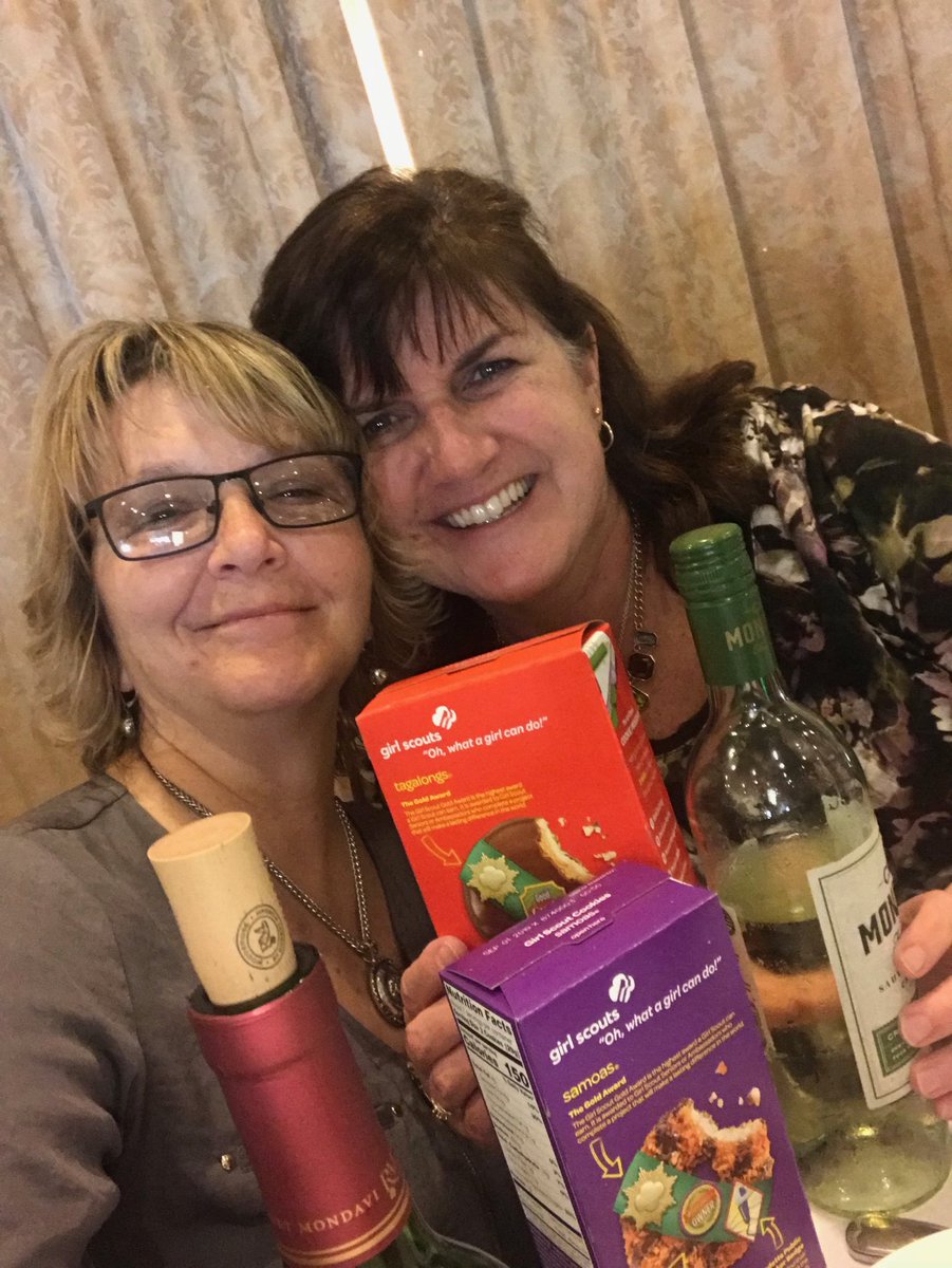 Having fun with my bestie at Dover Downs! Cookies and Wine!
#Gals4Charity