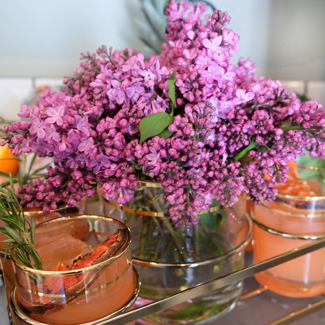 NOLETSGins's tweet photo. Make a brunch punch for your holiday guests and enjoy celebrating with your family and friends. Recipe - https://t.co/KbBAMHVDlp
#NOLETS #NOLETSgin #gin #punch #easter #grapefruit #brunchpunch #boozypunch #drinks #Spritz #batched #drinksforacrowd #imbibe #entertain #recipe https://t.co/Q2sU3MJ8Ep