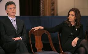 ChiDarchi2000's tweet photo. #FORBES dijo MACRI está “bajo en las encuestas”la inflación es alta Su imagen desvaneciéndose Si las elecciones fueran hoy, “pierde contra cualquier candidato” Preparate para otro default de Argentina!”Los medios extranjeros no le tienen fe a MACRI  
⏩  https://t.co/V46AL6PwnZ https://t.co/7UZSAJrk8u