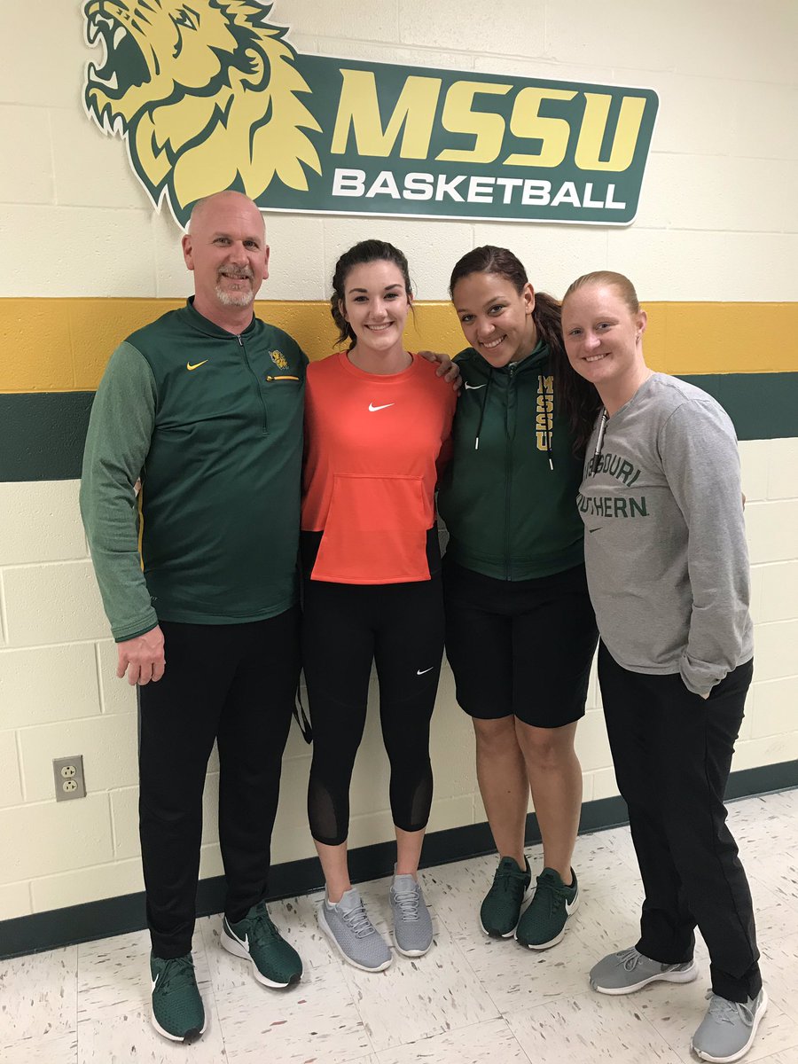kaitlinmarie_10's tweet photo. so blessed to receive an offer to continue my athletic career at the collegiate level from Missouri Southern!!! 🏀 thank you Coach Ressel and the rest of the coaching staff for everything!! #jointhepride @MssuWbb @CoachRessel @CoachMissaA https://t.co/60m7eMDClR