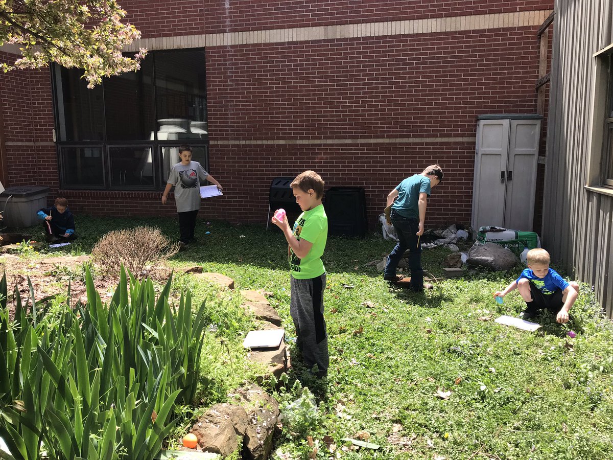 MrsBaker2nd's tweet photo. My favorite part of today: not one student was disappointed that their Easter eggs were filled with math problems instead of candy! #welovemath #LESAchieve @FredoniaLES https://t.co/xfqWAHa3Mq