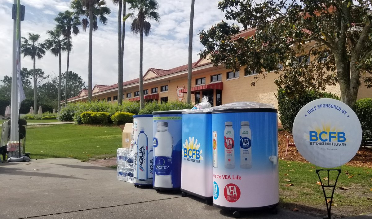 bcfbfl's tweet photo. Proud to be 1 of 4 Gold Sponsors for the 7-Eleven Central Florida Franchise Owners Association 7th Annual Charity Golf Tournament. Great time with the Franchise Owners on the course &amp; dinner after &amp; for a great cause @SAAswim @mlinehc @DrinkVea @DrinkTorque @CFLFOA @AQUAhydrate https://t.co/xIr4jJJkHi