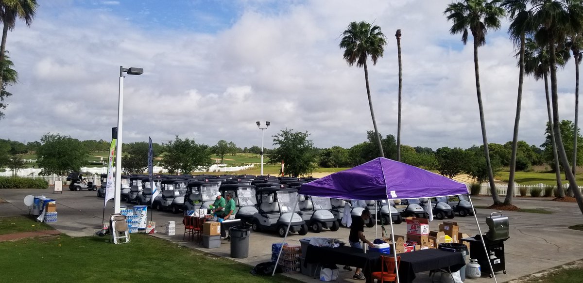 bcfbfl's tweet photo. Proud to be 1 of 4 Gold Sponsors for the 7-Eleven Central Florida Franchise Owners Association 7th Annual Charity Golf Tournament. Great time with the Franchise Owners on the course &amp; dinner after &amp; for a great cause @SAAswim @mlinehc @DrinkVea @DrinkTorque @CFLFOA @AQUAhydrate https://t.co/xIr4jJJkHi