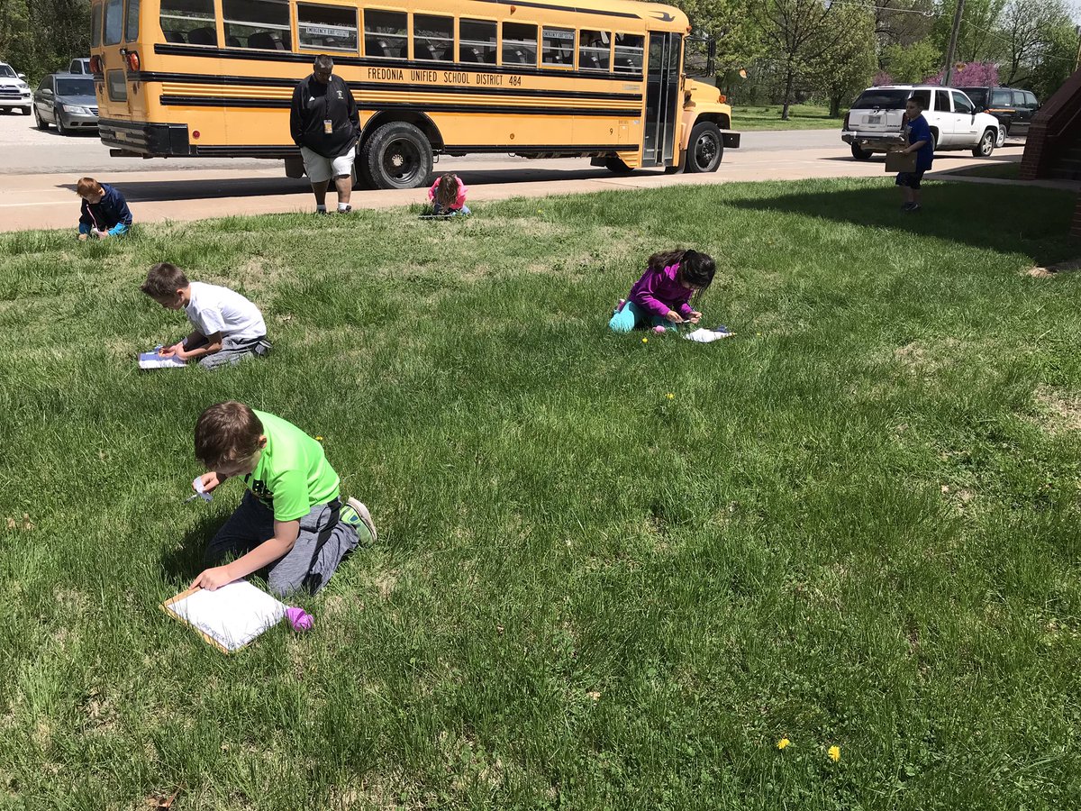 MrsBaker2nd's tweet photo. My favorite part of today: not one student was disappointed that their Easter eggs were filled with math problems instead of candy! #welovemath #LESAchieve @FredoniaLES https://t.co/xfqWAHa3Mq