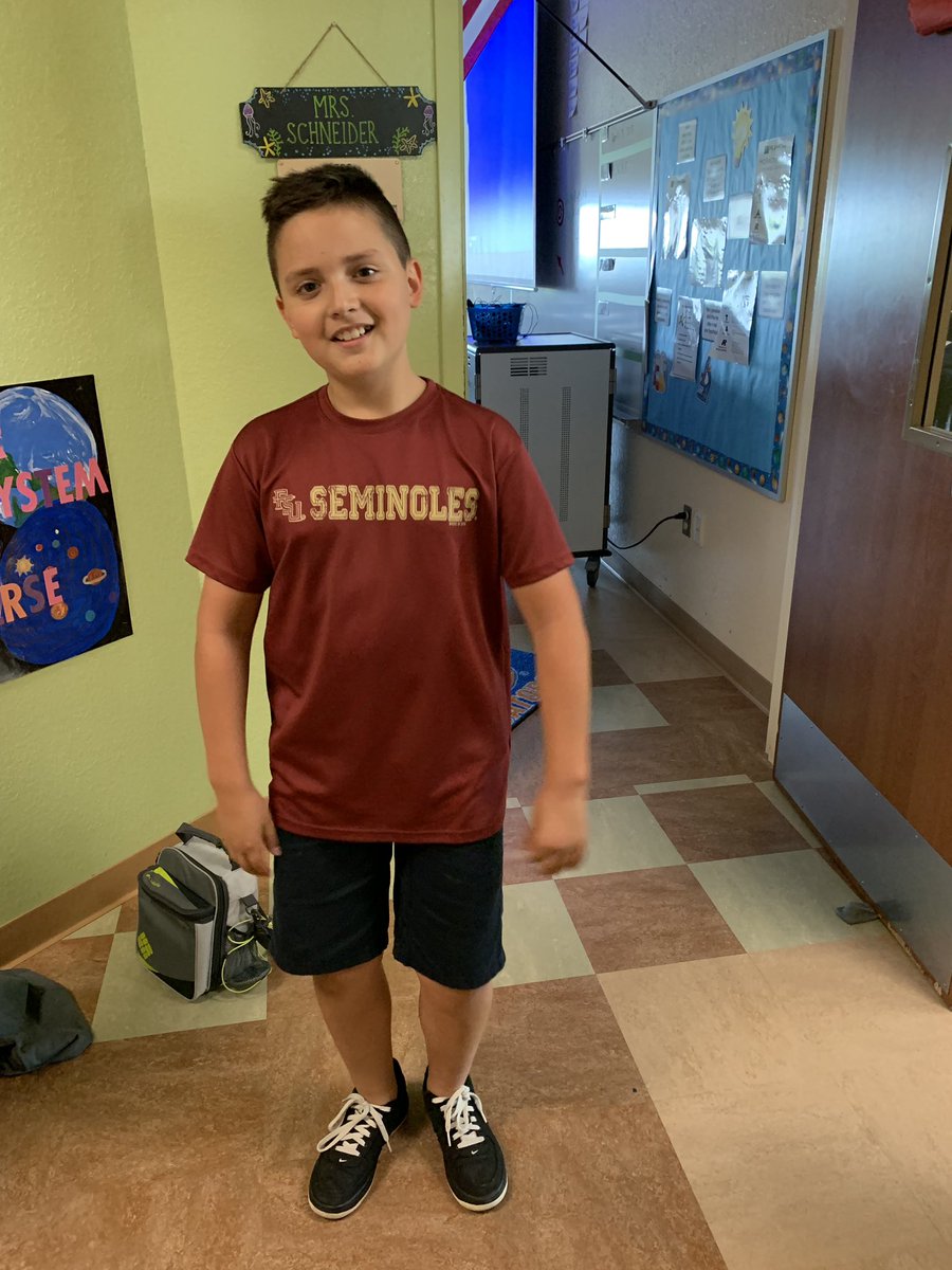 JDugganEducator's tweet image. College shirt day @PlumosaSoa #AVIDAwarenessWeek @CathyRe28587987 @cynthialawson77 @Instr_sup @AVIDLauraRounds