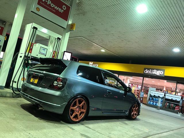 Chris__st3's tweet photo. Shell lighting on point 🤙🏻 https://t.co/mspl7G29CA https://t.co/qbWJctNVUe