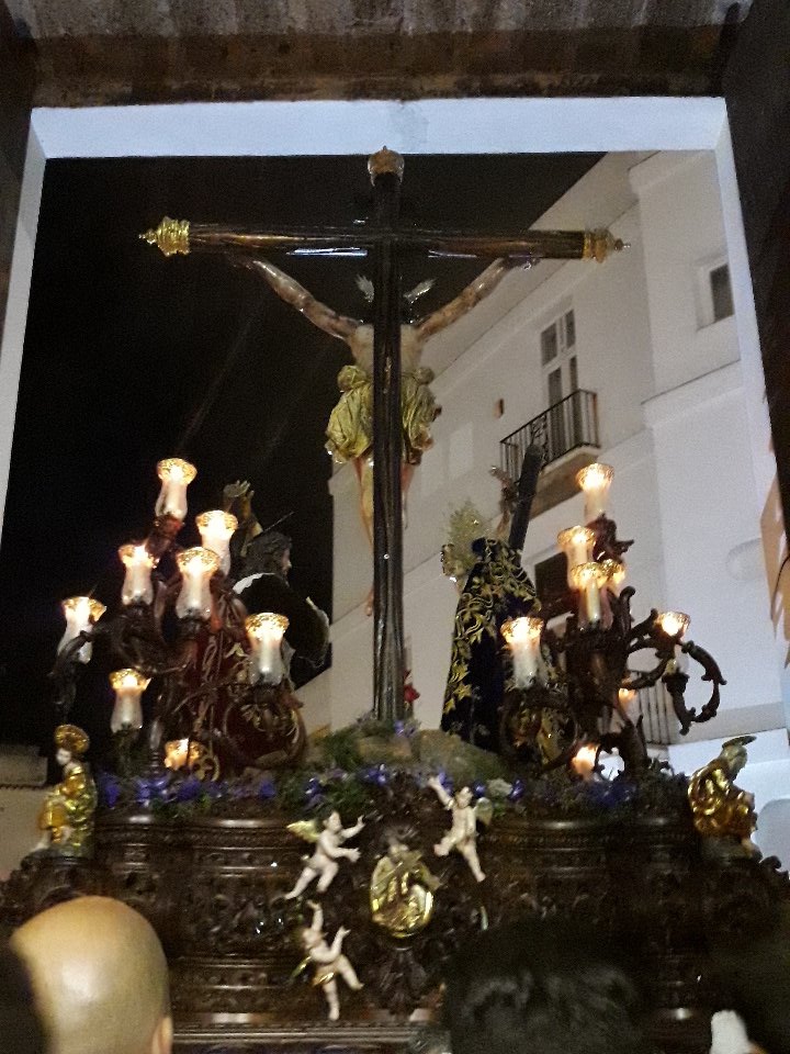CofradiaPerdon's tweet photo. Sale el Santísimo Cristo del Perdón. 0:45h

#PerdonYRosario https://t.co/P5qkyaqymO