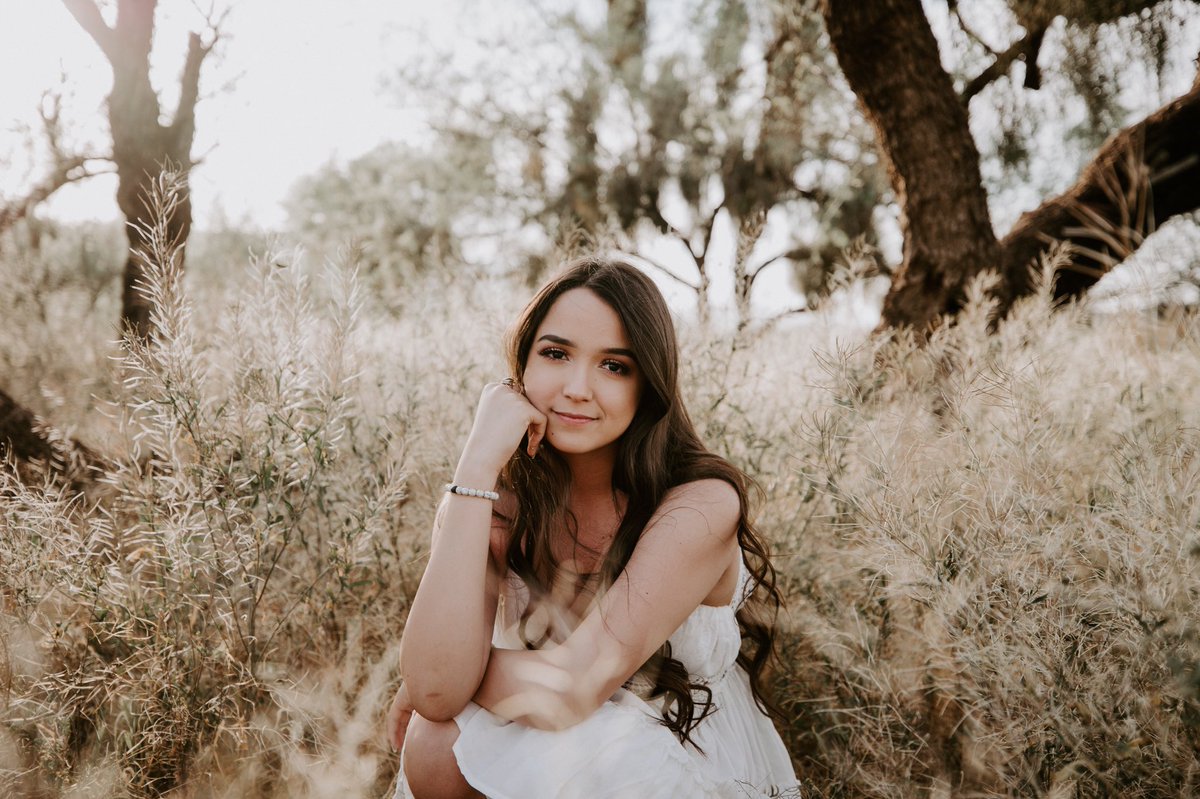 Serena_Canchola's tweet photo. 34 days 8 hours and 14 minutes, but who’s counting ? 🎓 https://t.co/ho2tJuYOlK