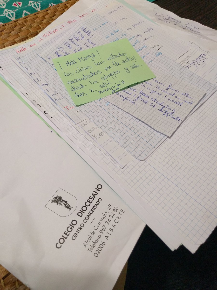 mramosvelez's tweet photo. Wujuuu! Excited about receiving our pen pals letters from Spain. My students are going to be so happy when they get them. https://t.co/JHvqoGO2K6