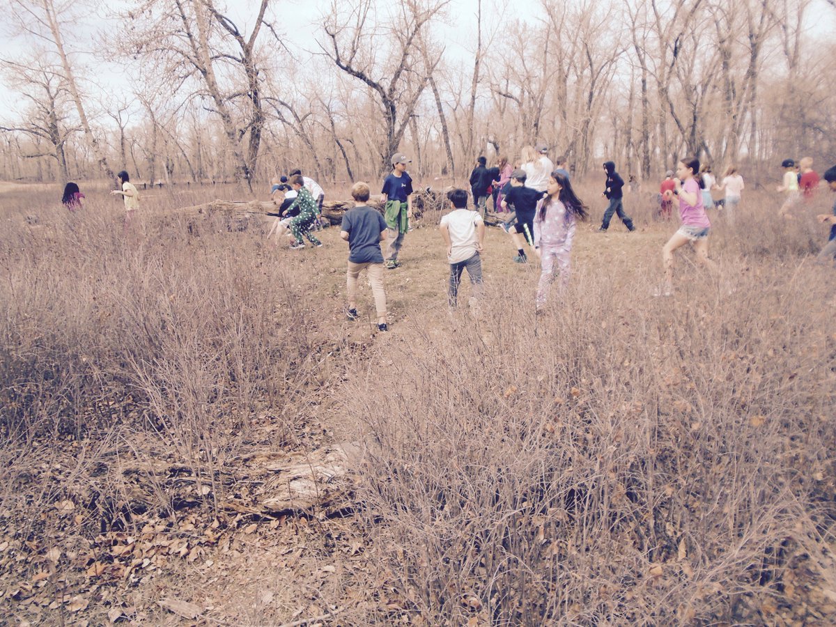 fcsfearless4s's tweet photo. Fractions in Fish Creek! Grade four teachers lead students on an egg hunt for math! Students had fun representing the fractions they found in eggs that were hidden throughout the park. Hoppy Easter Weekend! #fcsturns25 #fcsinspired https://t.co/z8CsI4LBBR