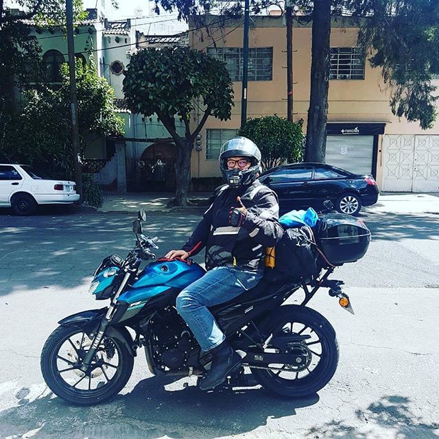 DrZeuz's tweet photo. Este muñeco ya llegó a su aparador.
#vayavayatacubaya
.
.
#biker #motorcycle #motociclismo #Yamaha #yamahafz25 #fz25 #CDMX #df #deefe #chilango #chilangolandia https://t.co/UfgjgLbTz1 https://t.co/WY27VCJQJW