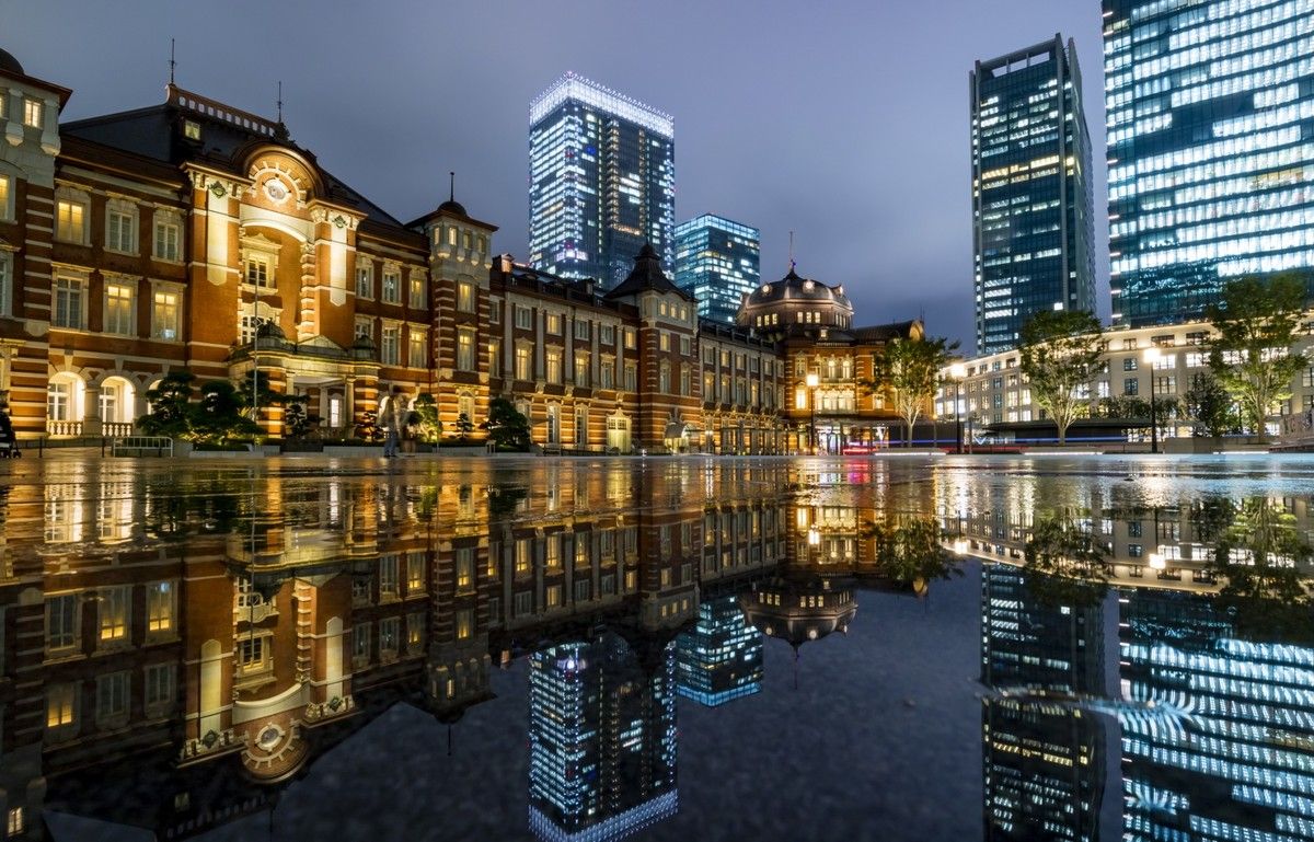 AllAbout_Japan's tweet photo. Hidden in plain sight below #Tokyo Station, the #shopping complex known as Ichibangai is an awesome place to get some #souvenirs and good #food.
https://t.co/WqiCRJsCbX
#AllAboutJapan #SecretTokyo #DeeperJapan https://t.co/PQzECxPo5a