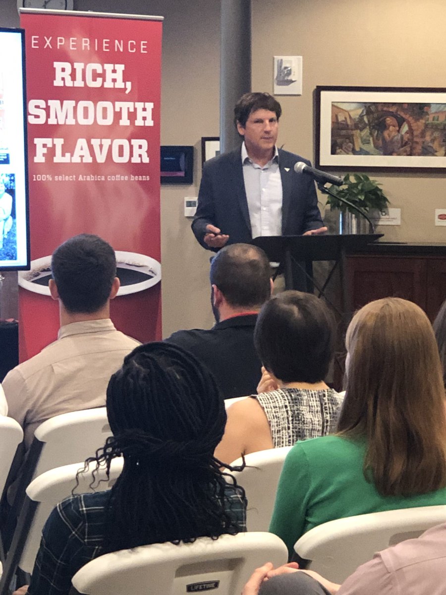 Forum225's tweet photo. We had a great turnout for Leadership Hour! Thanks to Matt Saurage of Community Coffee for a great talk on developing leadership skills. #Community100 #Forum35 #LeadershipHour https://t.co/zaMS5FOyJz