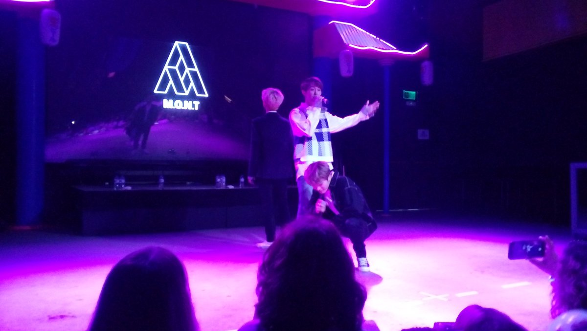 HKNRS_'s tweet photo. Aquí os dejo algunas fotos de Hyemin y de M.O.N.T en el concierto de hoy en Madrid. https://t.co/SYu6SQ6cwl