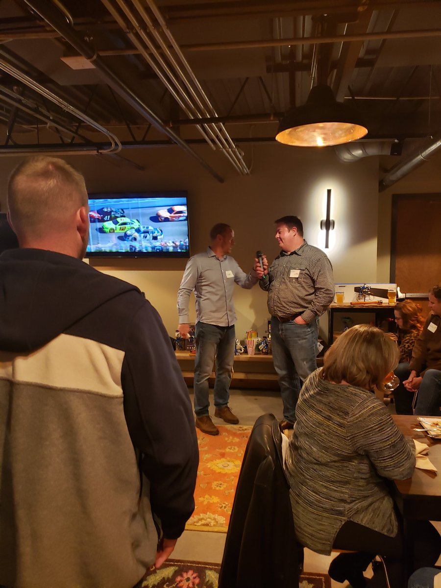 AtFt_Services's tweet photo. 2019 ATFT Kick off party. Fantastic night led by our fearless leaders. Congrats to our award recipients. #atft #hvac #2019kickoff @gregcrumpton https://t.co/v9wF8iFOvC