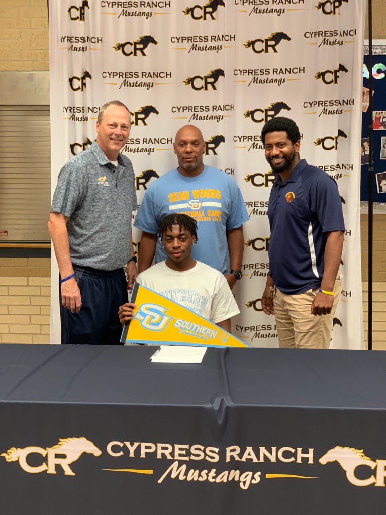 Congratulations <a href="/DJohnson_0/">Delor Johnson</a>  We are proud of both the athlete and the young man you've grown to be.  #123Family #represent