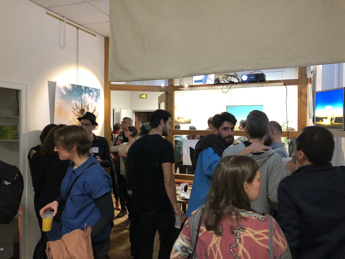 DirectProducte1's tweet photo. Ce soir inauguration du #mediastere à #grenoble lieu culturel et de coworking installé dans un ancien centre de santé. Superbe ambiance de créativité et d’expression, bravo ! Et peut-être bientôt une rencontre #directproducteur :) https://t.co/ktEFBHoU63
