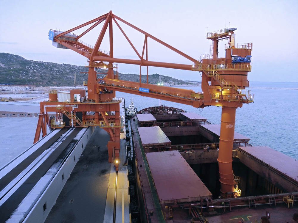 BMI_Bulk's tweet image. Market Briefing #Mitchells #Guttridge #Shipping #Mantsinen #Euroports #Antwerp #Goeyvaerts #Bimco #Rio_Tinto #Glencore #USDA #ADM #ThyssenKrupp #Drewry - AND MUCH MORE! ow.ly/Oxw630otuaG