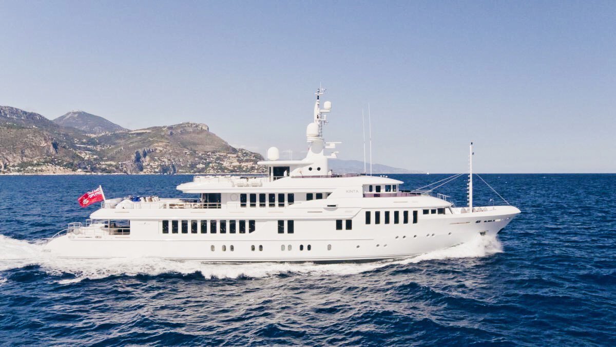 MarinaPortVell's tweet photo. We are delighted to present more superyachts that will be attending the MYBA Charter Show 2019. Welcome to OneOcean Port Vell!
KINTA (54.65 m)
AXIOMA (72 m)
#MYBA #mybaworldwideyachting #MYBA2019 #mybashowyachts #mybachartershow #OneOceanPortVell #PortVell #topyacht #superyacht https://t.co/2AbTaMfzmj