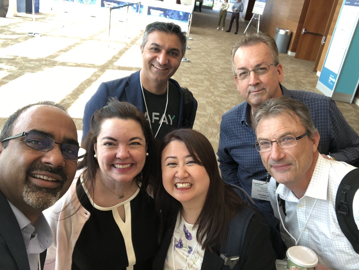 cleartechtoday's tweet photo. Great content and great friends at #ContainerWorld today with @mthiele10 @digitalcloudgal @simoncrosby @lmacvittie @tamcarter @susanwu88 @haseebbudhani https://t.co/9gBAaT3CYc