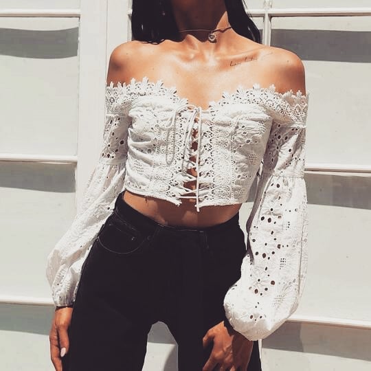 spirit_fierce's tweet photo. For the summer nights filled with dance, walks and waves splashing at your feet. ,🌅🌊🎶
#bohemian #bohemianstyle #bohoismyjam #bohofashion #bohoinspo #bohotop #bohochic #boholifestyle #bohostyle #boholace #gipsystyle #gipsy #gipsyqueen #fashionbohochic #new #fashiontrends https://t.co/Ho7pZcisOy