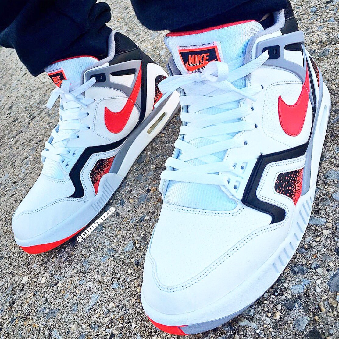 CHINNIE1380's tweet photo. I’m a classic man...
AIR TECH CHALLENGE II
“HOT LAVA”
•
•
•
#Nike #Retro #AirTechChallenge #HotLava #AirTechChallenge2 #Classics #WearYourKicks #KOTD #SMYFH #WDYWT #KickGameProper #ChinnieGotKicks #ChinnieKnows #HecGotKicks #HecKnows #Humble #SuckerFree #Brooklyn https://t.co/q6VYo6VN94