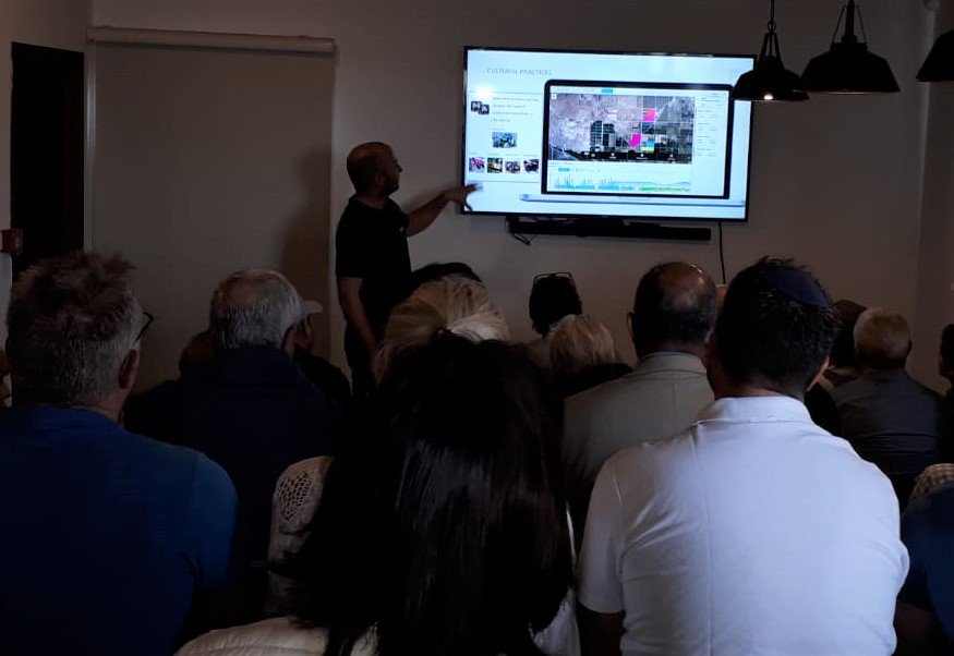 fieldintech's tweet photo. The Fieldin team enjoyed meeting with an Australian delegation this week about the innovation and technology in Israel, where this photo was taken out at Sadot Winery. 
Thanks to all of the delegates who came out.
#FieldIntelligence #WorldWide #ag #agriculture #australia #israel https://t.co/1RsRK1El8x