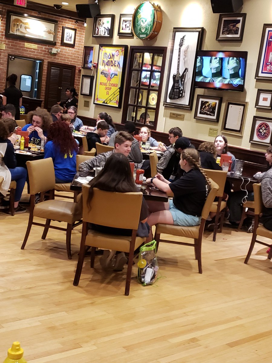 FRC5801's tweet photo. Taking some time to have dinner with our friends @1785Robocats #FIRSTChamp #HardRockHouston #FIRSTChamp https://t.co/OWFoggxxOZ