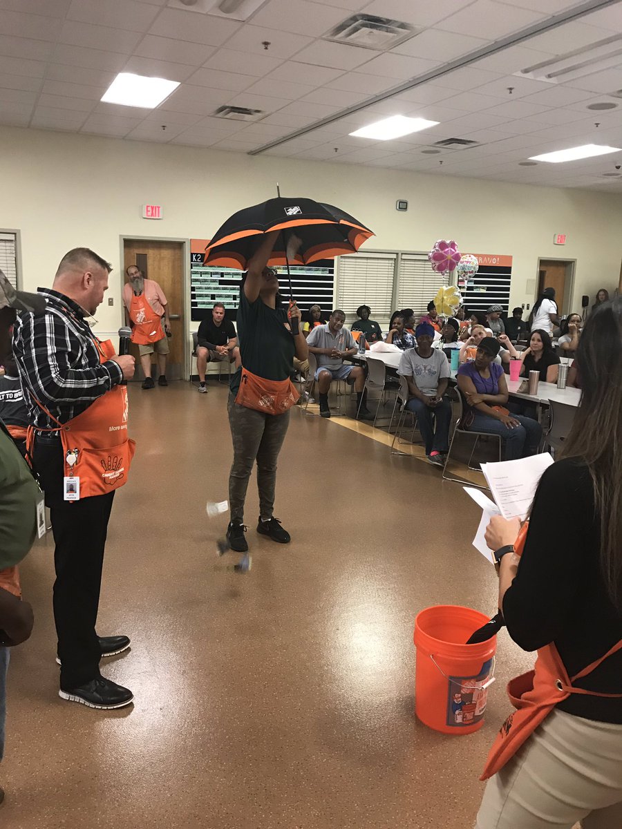 Key 2 Ops Udate “Making it Rain” for Safety!! Our associates taking pride in working Safe each and everyday! <a href="/ArtiePearson8/">Artie Pearson</a> <a href="/THD5085_ChrisAP/">Christopher Schacht</a> <a href="/IsaacjTHD/">Isaac</a> <a href="/SdbassBass/">Scott D.Bass</a> @HomeDepot5085