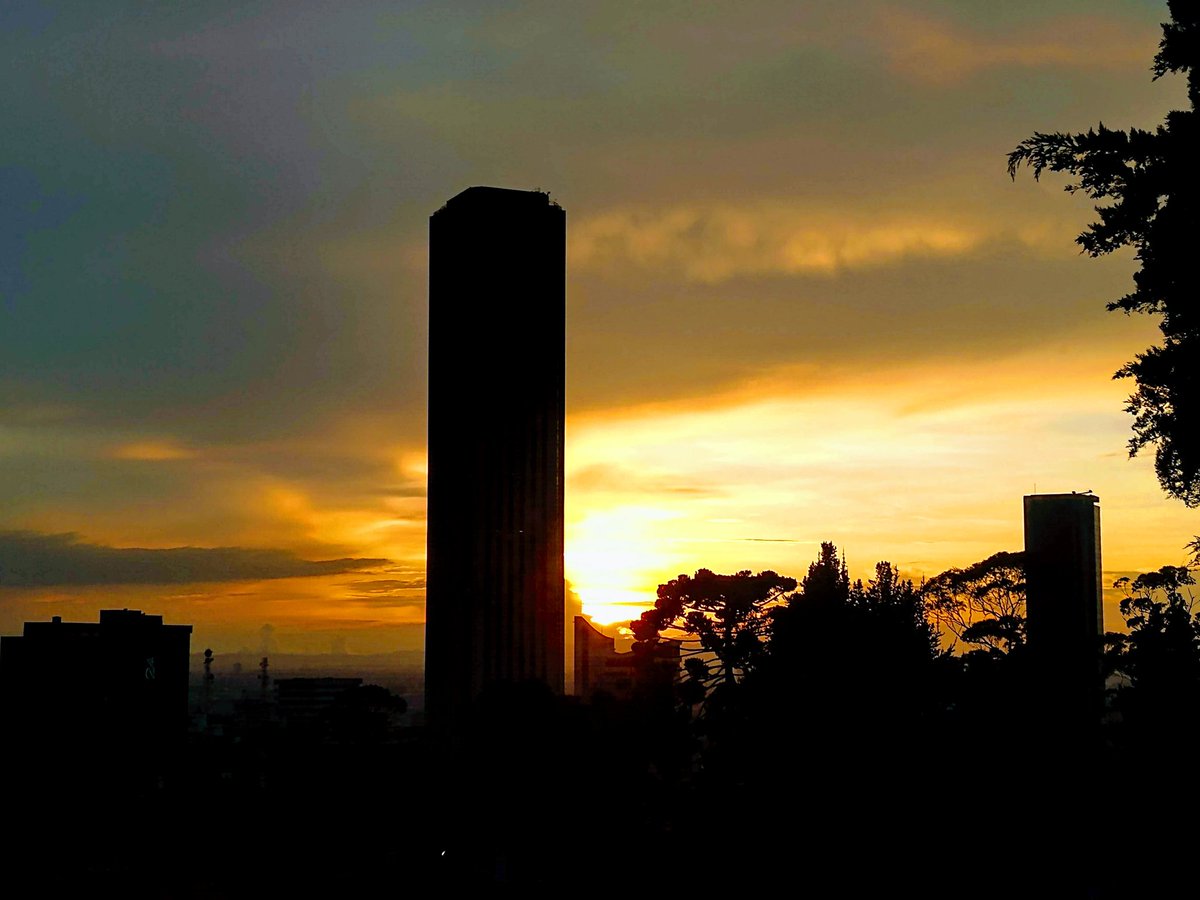 moisomedrano's tweet photo. Es #BogoSol https://t.co/cSUtz5C3tT