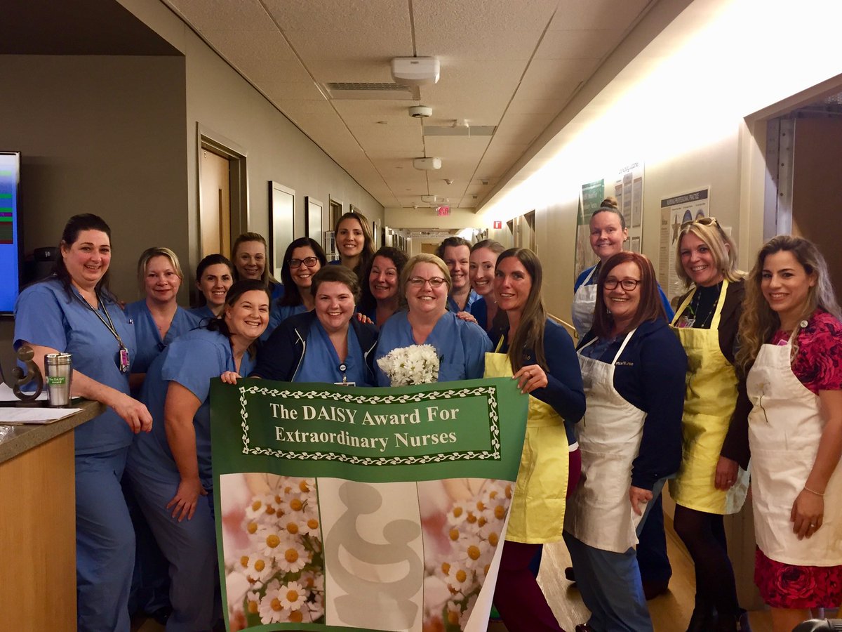pamelagallus's tweet photo. Virtua Voorhees’ latest Daisy winner, our very own L&amp;D nurse, Marie!!! @virtuanurse @tlcarlino @TheDanielMoise https://t.co/UqwtOKAmil
