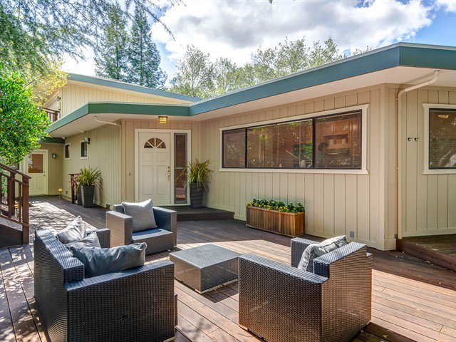 clarktrealtor's tweet photo. Joyful Easy Living Near Town!  
76 La Cuesta Rd, ORINDA, CA 94563
$1,265,000
A wonderfully designed home of great style!
Bedrooms: 3 
Bathrooms: 2 full 
Est. Square Feet: 1762 https://t.co/SFUaZ6YmPH