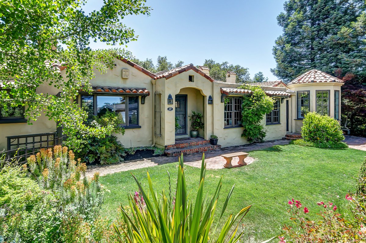 clarktrealtor's tweet photo. 147 Camino Don Miguel, ORINDA

$1,695,000

Highly desirable location near the Orinda Village , BART and commute -- all within 30 minutes of San Francisco!

Bedrooms: 3 + study 
could be  4th bedroom
Bathrooms: 2 full 1 half bath
Est. Square Feet: 3223 https://t.co/RJdvCKHHHk