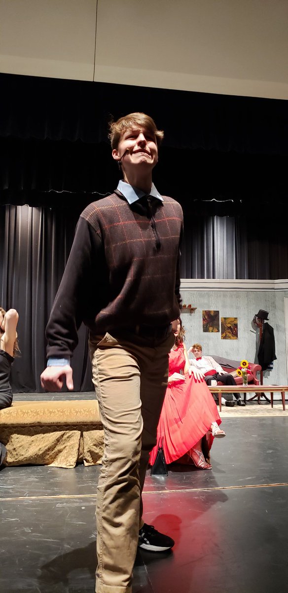 MNHSDrama's tweet photo. Rehearsal pics of the MNHS Spring Play! 1 week away! @MNHSActivities @Brian_Begley66 @MillardNorthHS https://t.co/yDHYHXuiZT