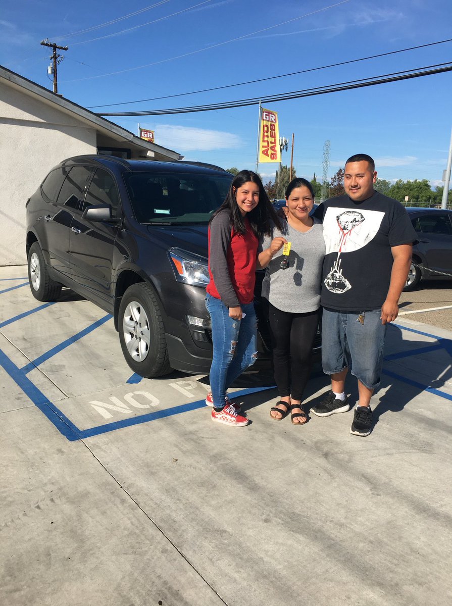 GRAutoSalesCA's tweet photo. Congratulations to our happy customers! They purchased a 2017 Chevrolet Traverse. Thank you for choosing GR Auto Sales! https://t.co/R0SRb9nLHd