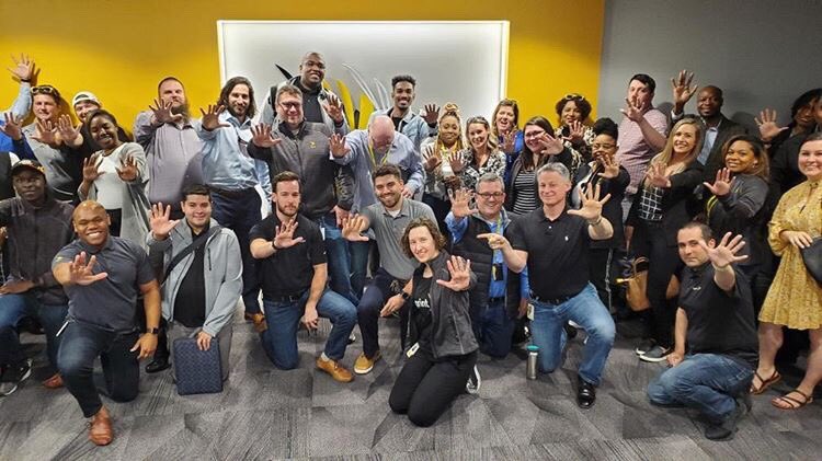 calebwesco's tweet photo. #HighFiveDay with the @hastough https://t.co/KW5I5Pa3RE