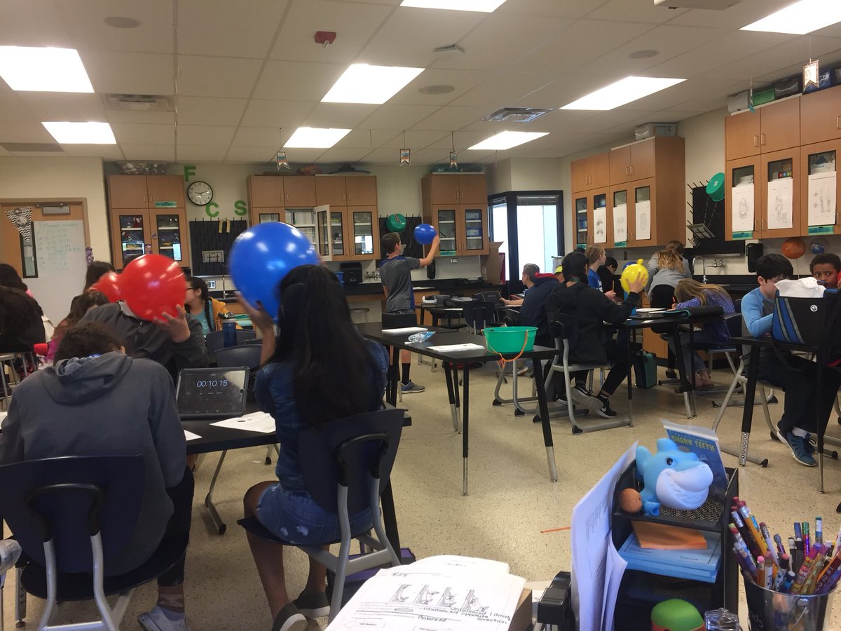 MsSadsClass's tweet photo. Busy week with force and motion ! #centripitalforce #Science #middleschool https://t.co/sdF1eeCztA