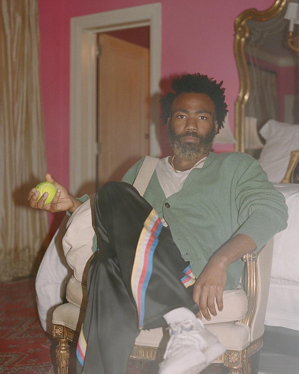 GUNNERSELLWHITE's tweet photo. yesterday w Donald Glover https://t.co/01mW7v9hJe