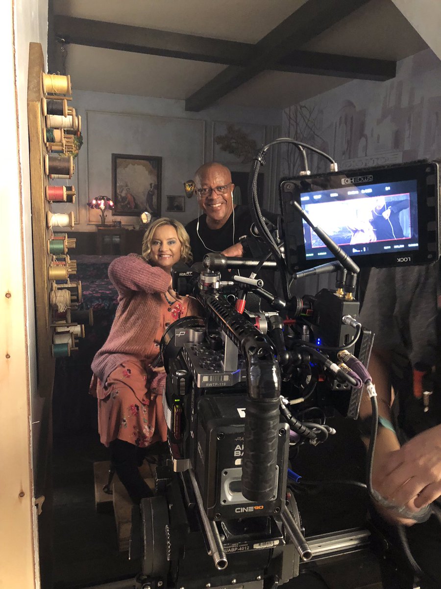 RealLucyDavis's tweet photo. Removing the bedroom wall to get the camera in, to shoot the scene where Hilda talks to Zelda through her mirror. Part 2, episode 8. #caos #4thwall #trickeries https://t.co/9sP0ghFh2i