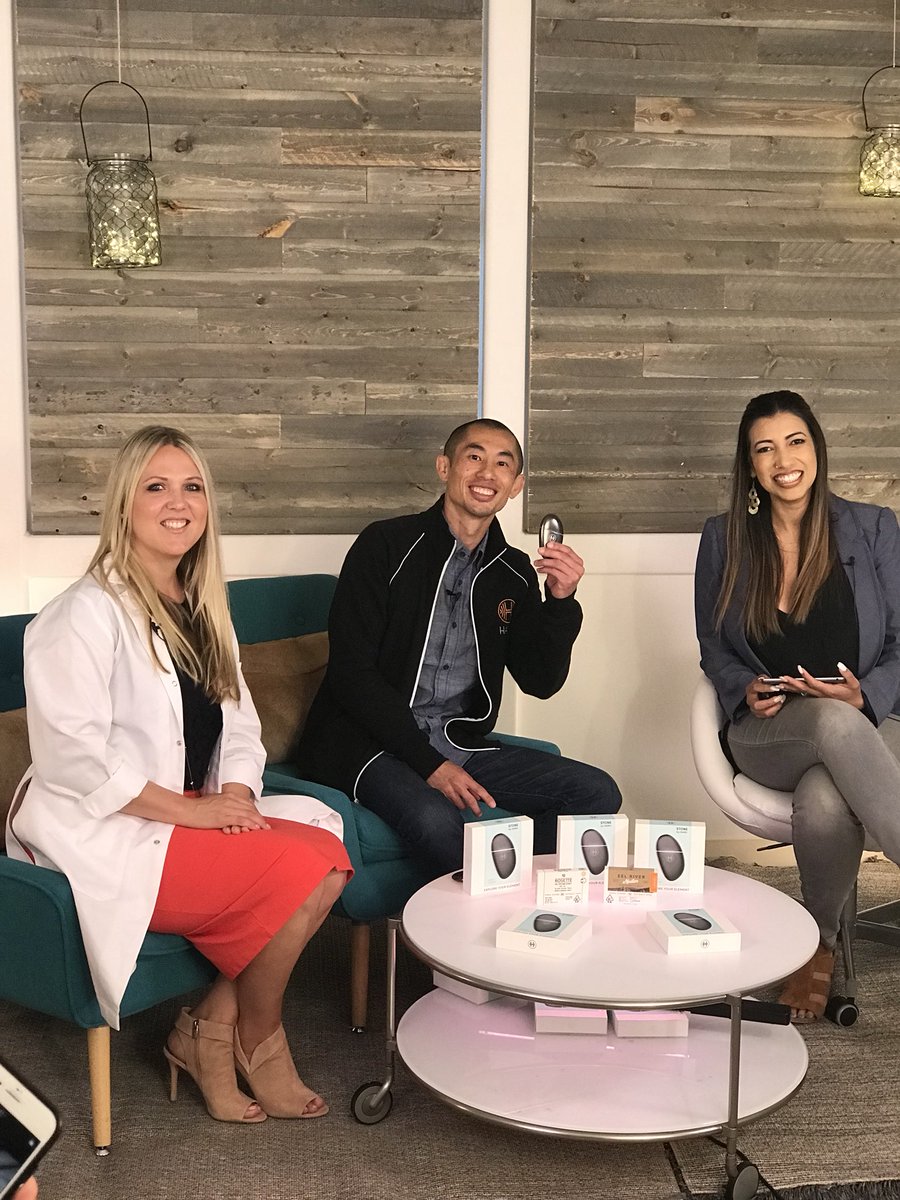 HelloMD_com's tweet photo. Who was able to join us for our #HelloMDLiveStream and #HanuStone giveaway? What a thrill! Special thanks to @seiboshen for joining us, sharing his story and gifting all of you who won with your very own @hanulabs Hanu Stone. Be sure to tune in to our next livestream event! https://t.co/7SrxizKEwr