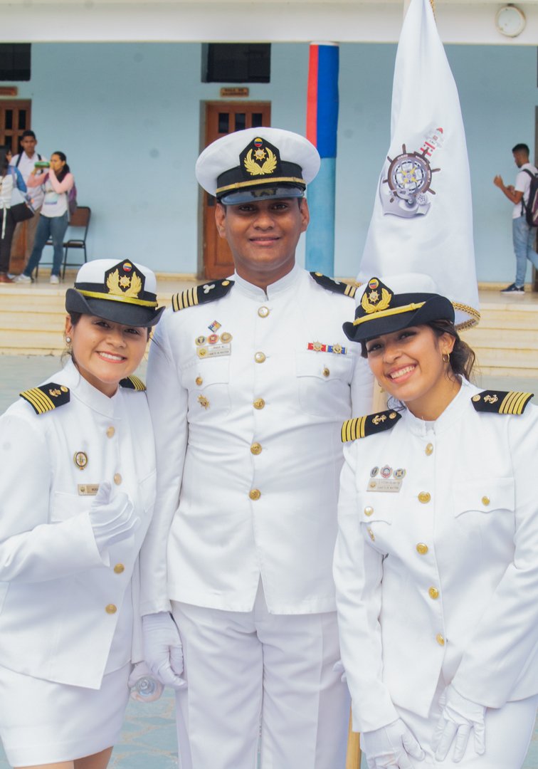MiguelSimancs's tweet photo. #seaman #Offshore #MerchantMarine #BSM #UMC #Onboard #shipping #shipcontainer #Venezuela @U_Maritima @maritime_team @ukshipping @Embajador_OMI_E @MaerskLatam @MexicoBsm @BSM_shipping @MaerskLineAR @MaerskNAM @MaritimeDir @ATLASMarine_G https://t.co/V0grhkEBif