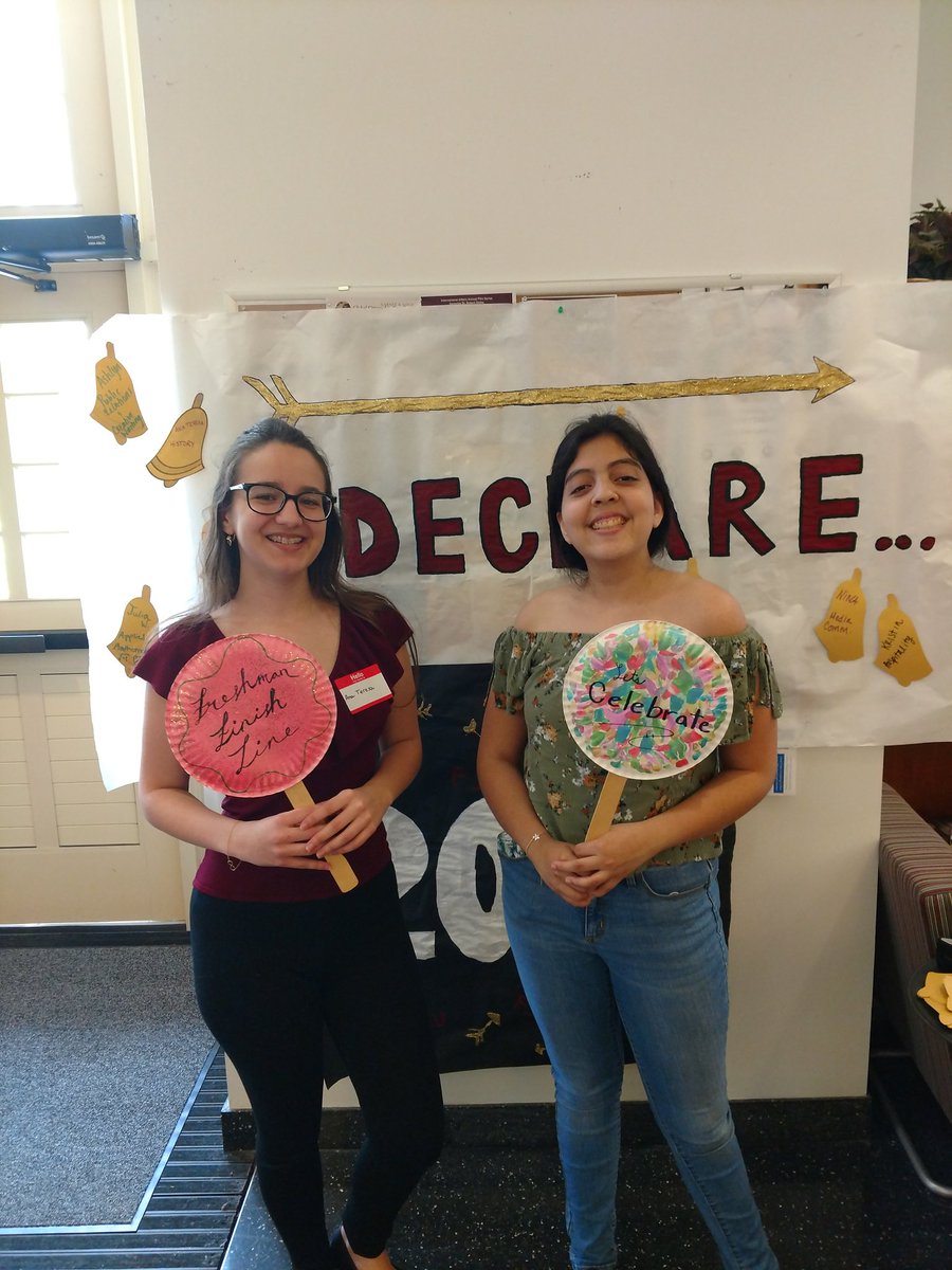 FSUExploratory's tweet image. We had a great time today at the Declaration Celebration!! Congrats to all who are finishing up their first year in college! 🎉🎊🎂 #FSUexploratory #FSUadvisingfirst