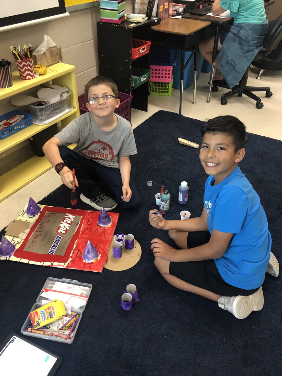 CandaceDebord's tweet photo. Getting crafty during Genius Hour! I can’t wait to see what they learned! #TobiasProud #tobias4th https://t.co/AdWhyD3PmS