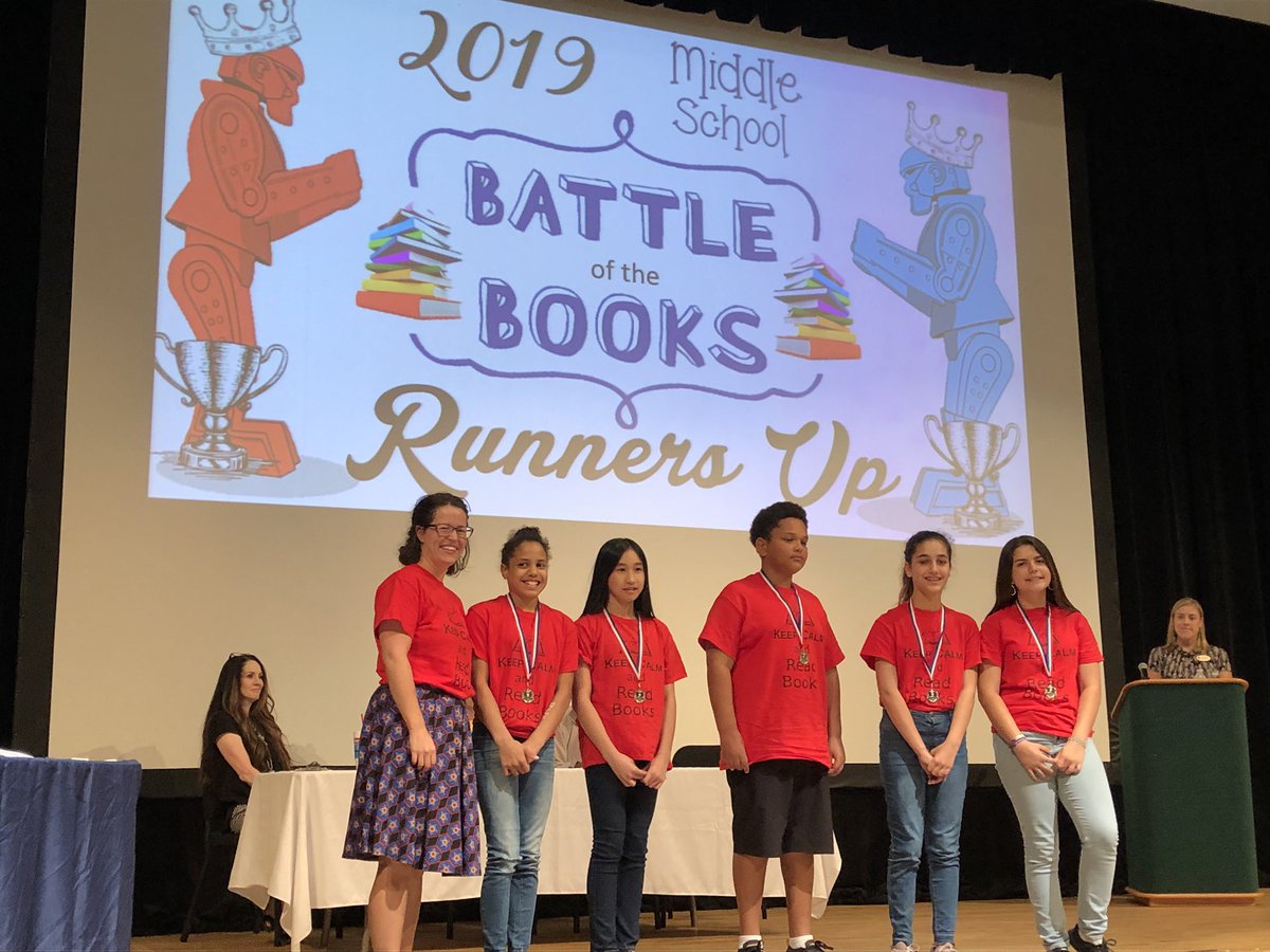 vcsreadela612's tweet photo. #VCSBattleoftheBooks Middle school champions @HinsonHurrican1 and team runner up @Smsvcs1 We are so proud of these Students and their sponsors! 🎉📚 https://t.co/nSP2SNvEXf