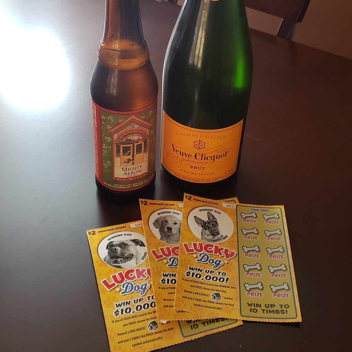 faithmmiller76's tweet photo. When the Dr says, we got it, and negative on metastasis... #goodboi is #CancerFree @newbelgium #mightyarrow @veuveclicquot #scratchers #WeDidntWinMoney #ButIGetToKeepTheDog https://t.co/TJQrNcaHy5